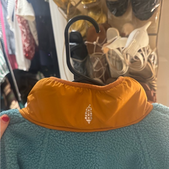 Free people Blue and Orange Fleece Pullover - Picture 3 of 3